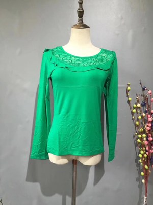 40歲女士新款長袖打底衫8元低價熱銷，服裝批發網助您輕松創業